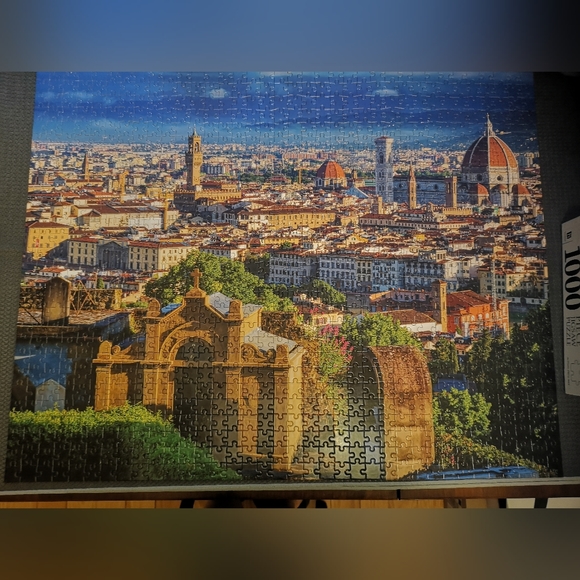 Collectible 1000 piece Florence Italy Mindbogglers Sold out. - Picture 3 of 3